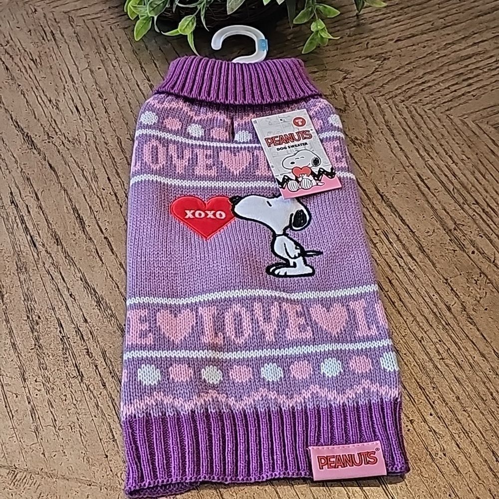 Valentine's Day dog sweater size SโNWT Peanuts
